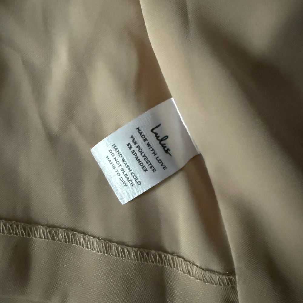 Lulus Miss Punctuality Beige Lightweight Blazer – Size M - Picture 4 of 5
